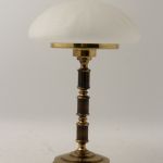 910 9049 TABLE LAMP